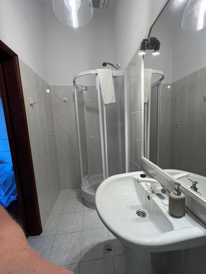 The Quixote House Bed & Breakfast Каминя Екстериор снимка